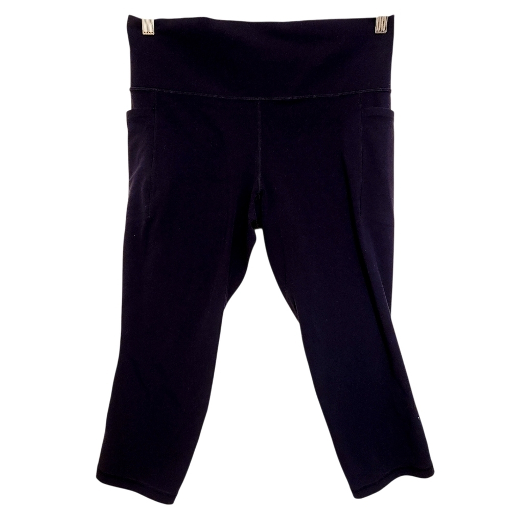 Athleta Women Navy Blue Salutation Stash Pocket II Capri Leggings (Size Large)